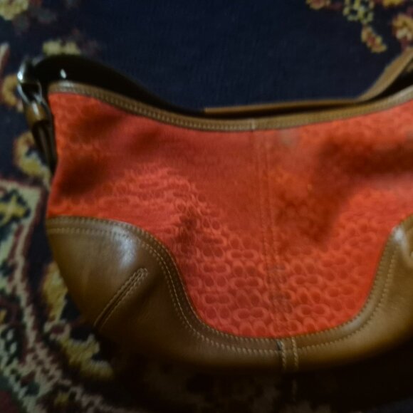 Women's Coach Hand Bag - Picture 2 of 2